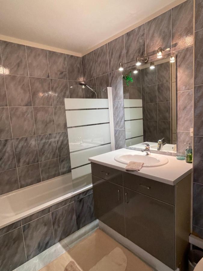 Appartement Vue Exceptionnelle แซ็งต์-ราฟาเอล ภายนอก รูปภาพ